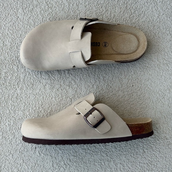 CUSHIONAIRE Hana Cork Footbed Womens Clogs Comfortable Vegan Suede Clogs 8 - Picture 11 of 12